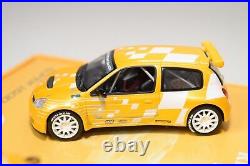 A98 143 Hobbies Universels 77 11 223 501 Renault Sport Clio 2002 Coffret Cad