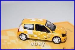 A98 143 Hobbies Universels 77 11 223 501 Renault Sport Clio 2002 Coffret Cad